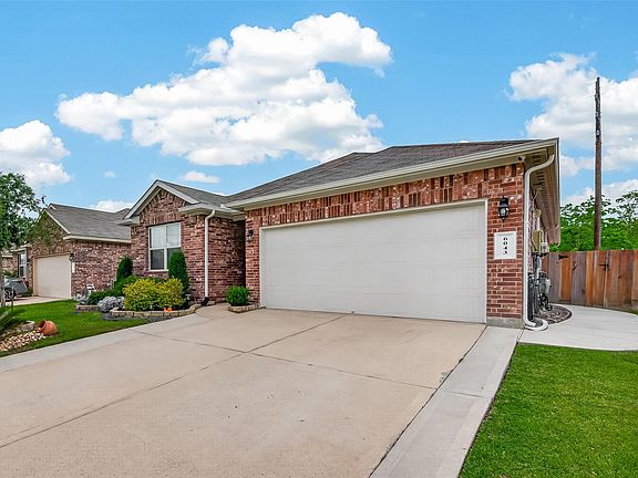 3rd image of 6043 Purple Iris St