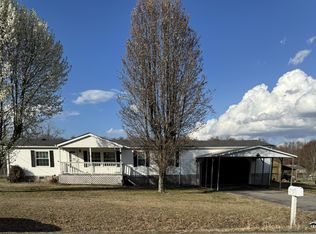 78 E Airport Dr, McMinnville, TN 37110