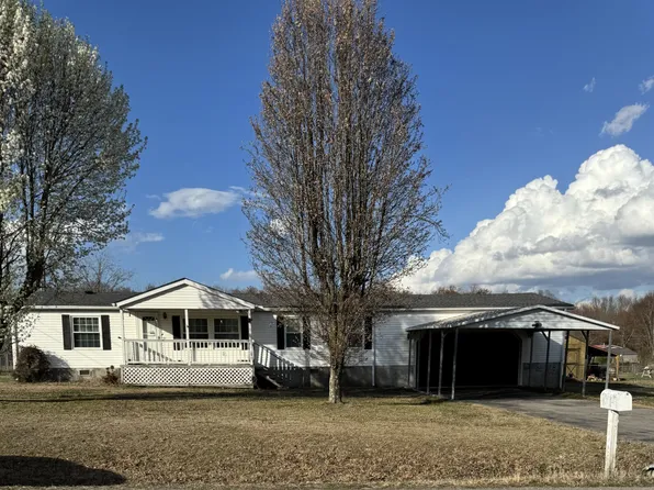 78 E Airport Dr, McMinnville, TN 37110