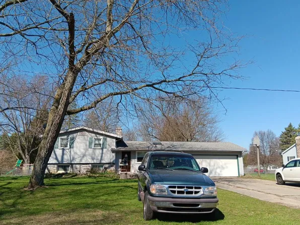 12300 Ruppert Rd, Perry, MI 48872