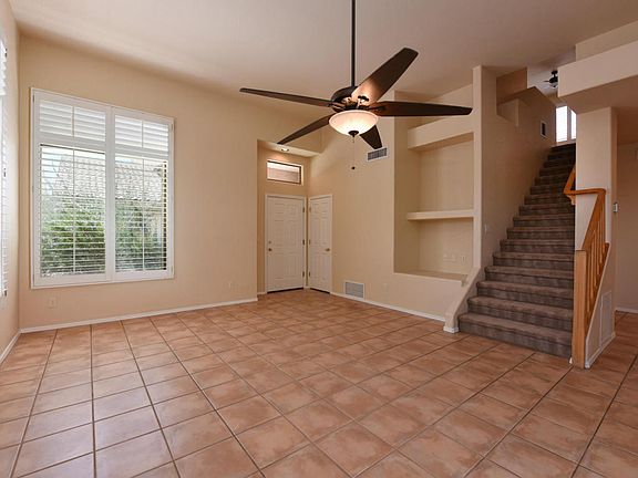 3rd image of 4068 N Star Park Pl