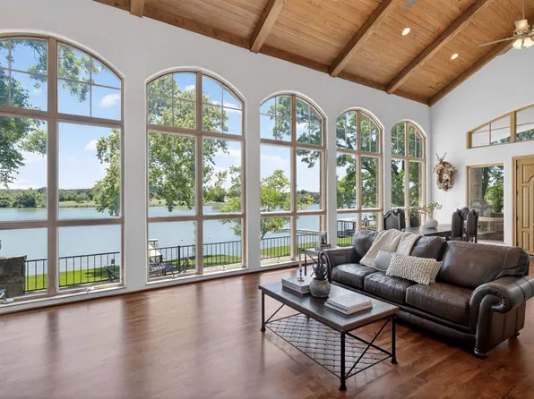 2428 River Oaks, Kingsland, TX 78639