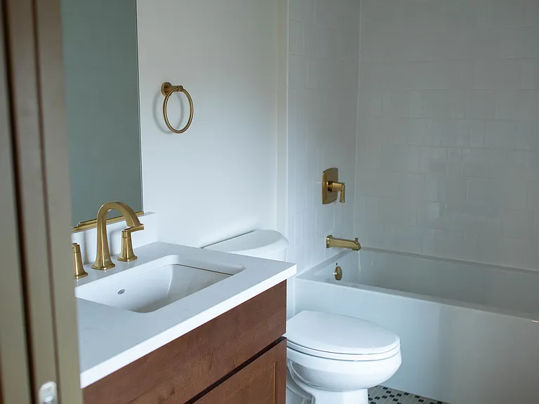 696 Seneca St #3B — Photo 4