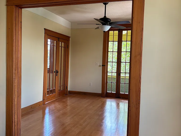 2225 Dante St — Photo 7