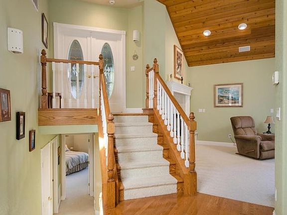 3rd image of 26230 Spyglass Ct