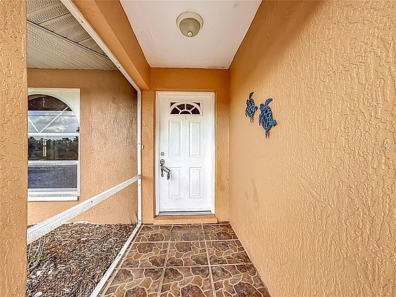 2nd image of 1570 S Biscayne Dr