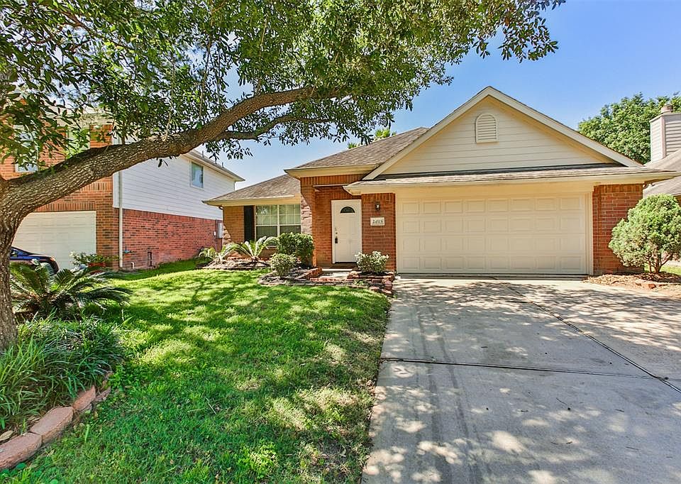 1st image of 24515 Avonbury Ln