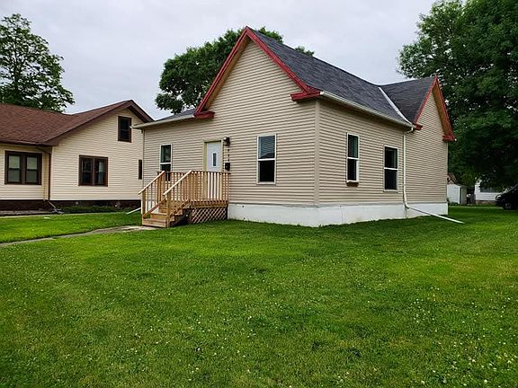 2nd image of 402 E 2nd St