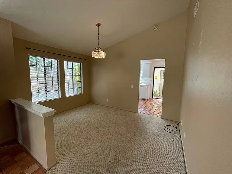 15943 Sunnyfield Pl — Photo 7