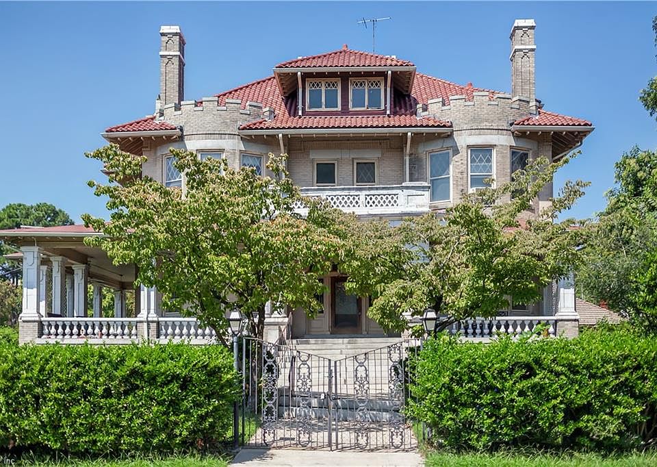 1st image of 801 Stockley Gdns