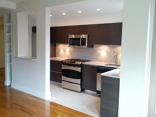Rented by Stonehenge NYC LLC | media 34
