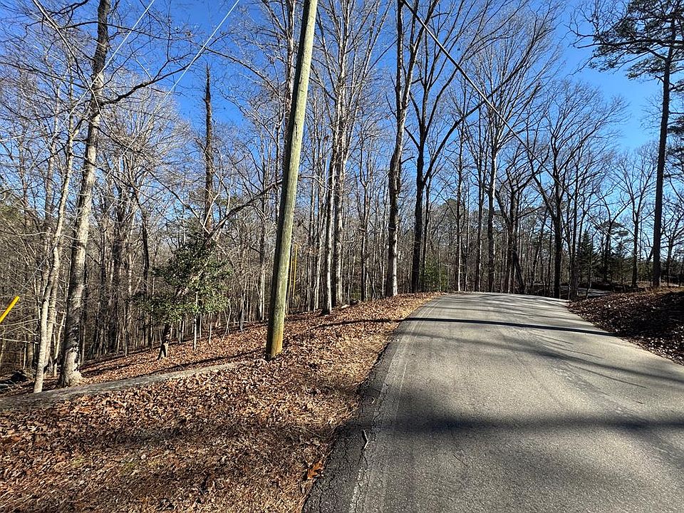1st image of 410 Zeblin Rd