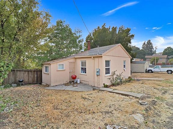 4th image of 9865 Thermal St
