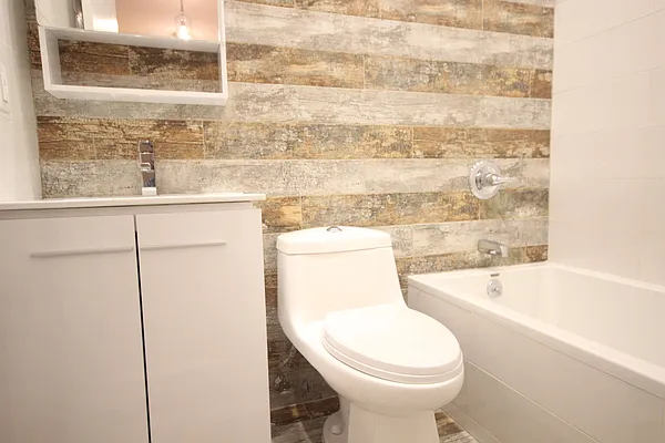 Rented by Nooklyn NYC LLC | media 23