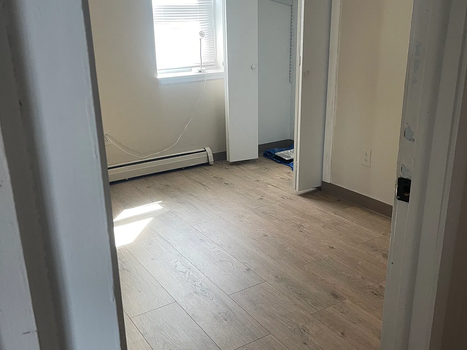 4 bed, $900 — Photo 2