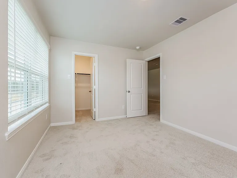 16458 Honeysuckle Hill Dr — Photo 17