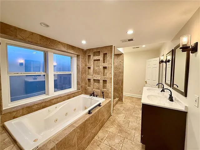 318 Metairie Lawn Dr — Photo 10