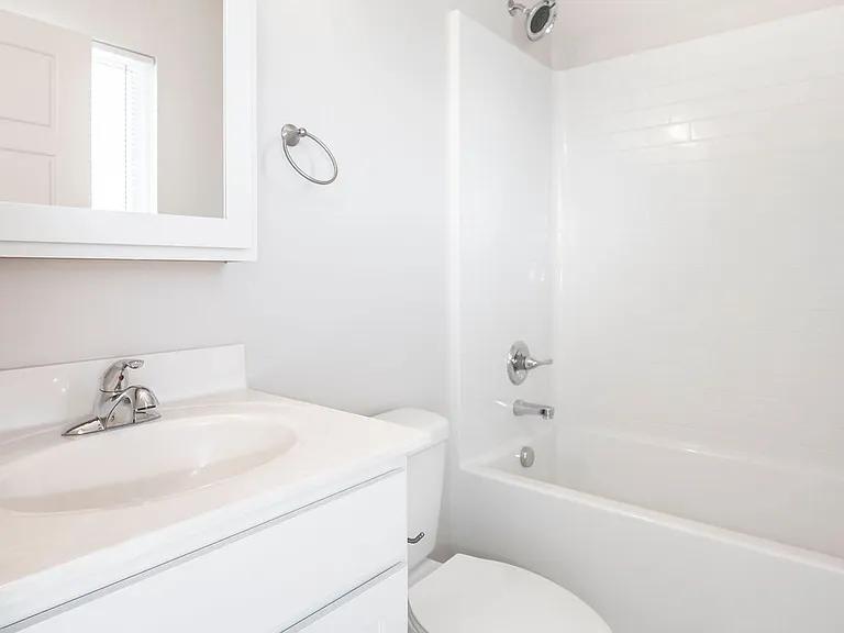 129 Eleanor Rigby Pl — Photo 23