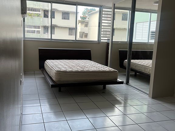 3rd image of 49 University Plaza Condominium