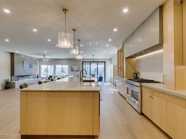 2897 Sunlit Glade Ave, Henderson, NV 89074