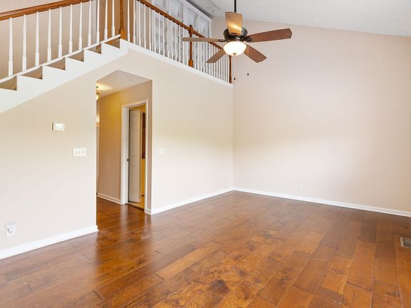 5th image of 5752 Amalie Dr
