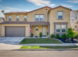 560 Fresian Dr, Oakdale, CA 95361
