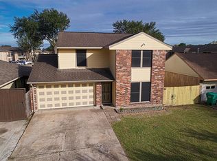 9708 Debbie Ln, Houston, TX 77038
