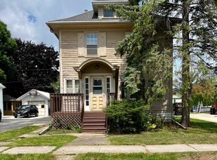 287 3rd St, Fond Du Lac, WI 54935
