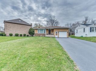 645 Justina St, Hinsdale, IL 60521