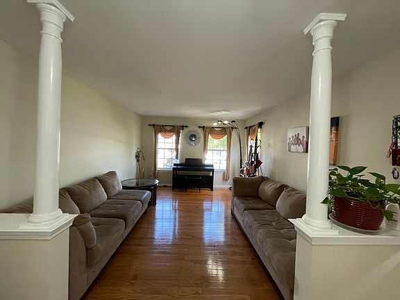 5th image of 330 Fountayne Ln