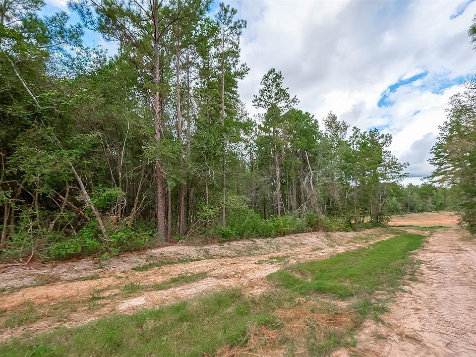 1st image of 8100 High Meadow Ridge Ct