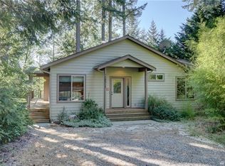 10317 Edgewood Dr, Anderson Island, WA 98303