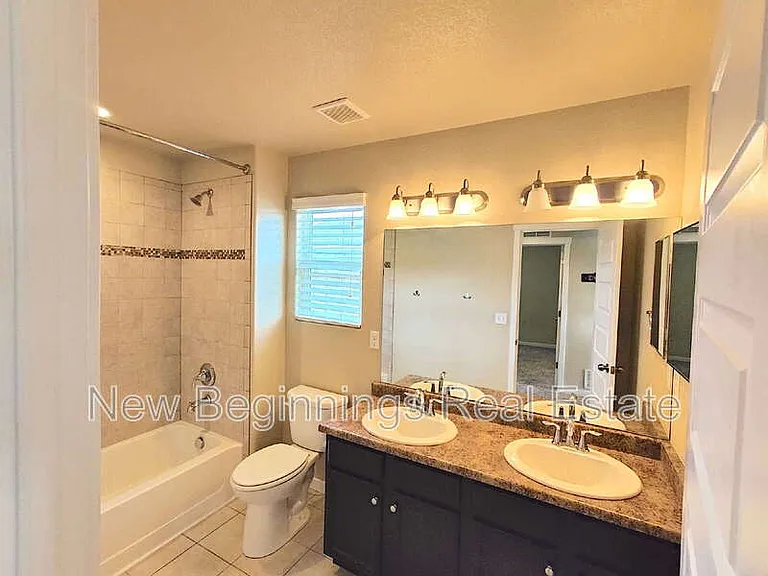2562 Ellingwood Dr — Photo 29