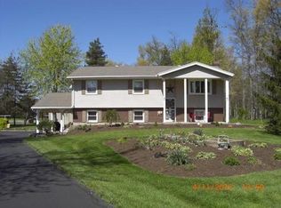 2579 N Napoleon Rd, Harrod, OH 45850