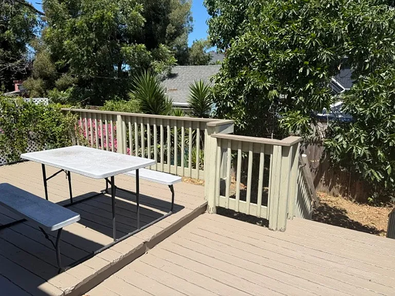 844 Isabella St — Photo 2