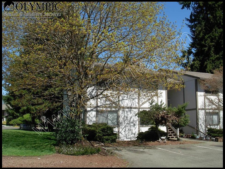 5010 Donavan Dr SE