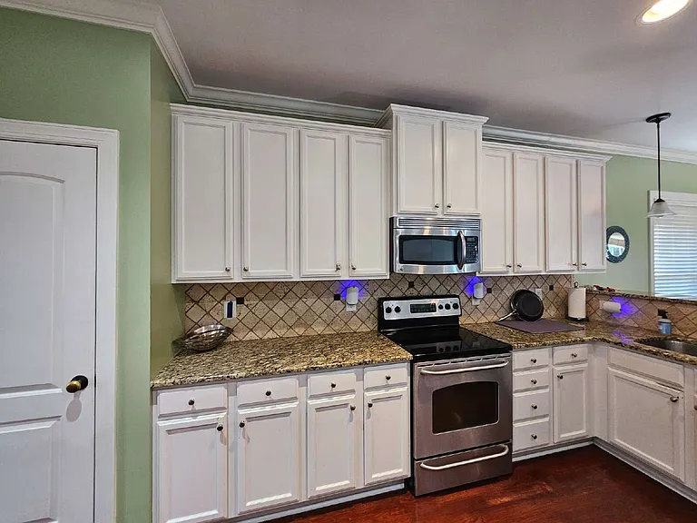 305 Skipping Water Dr — Photo 15