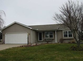 53876 Spring Mill Dr W, Elkhart, IN 46514