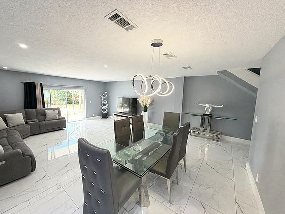 5th image of 9054 NW 35TH Place