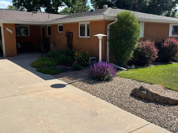 2225 Riviera Pl, Longmont, CO 80501