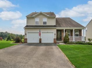 17 Lambert St, Washington, NJ 07882