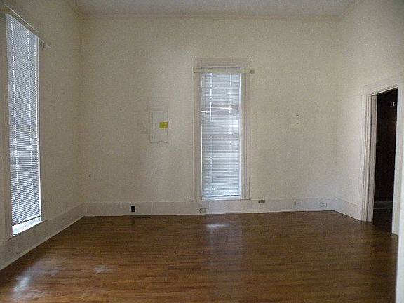 2nd image of 411 Avery Ave
