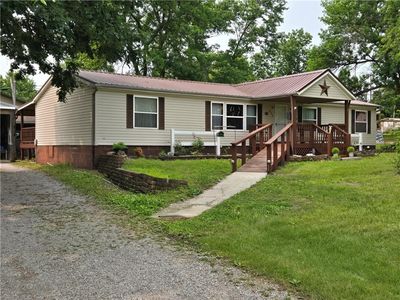 423 Elm St, Mound City, KS, 66056
