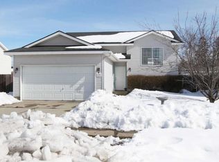 11240 N Cutlass St, Hayden Lake, ID 83835