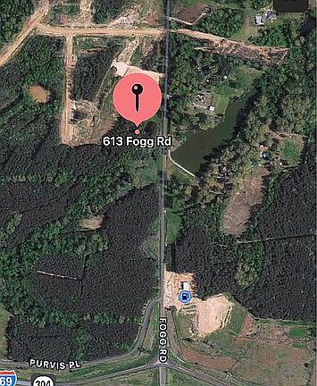 3rd image of 613 Fogg Rd N
