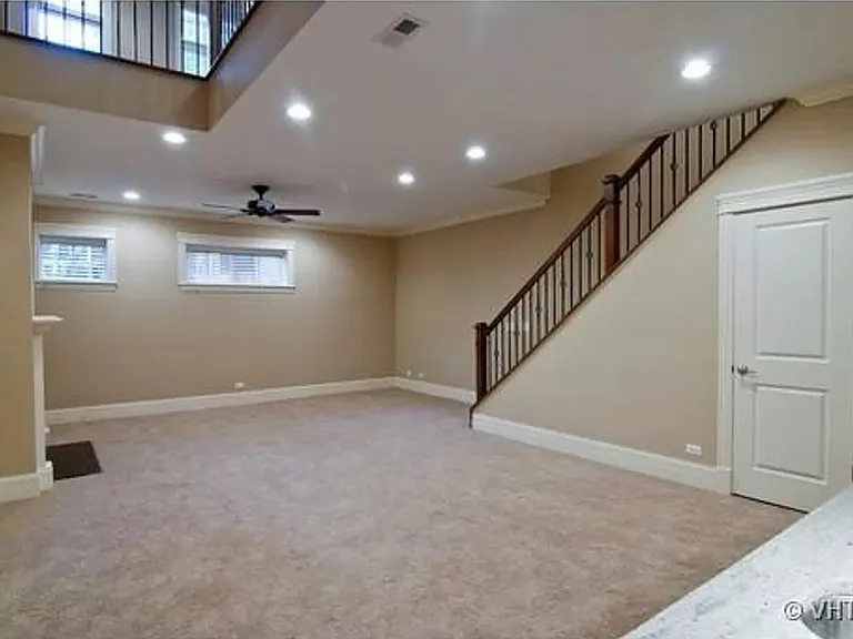 721 W Buckingham Pl #1 — Photo 7