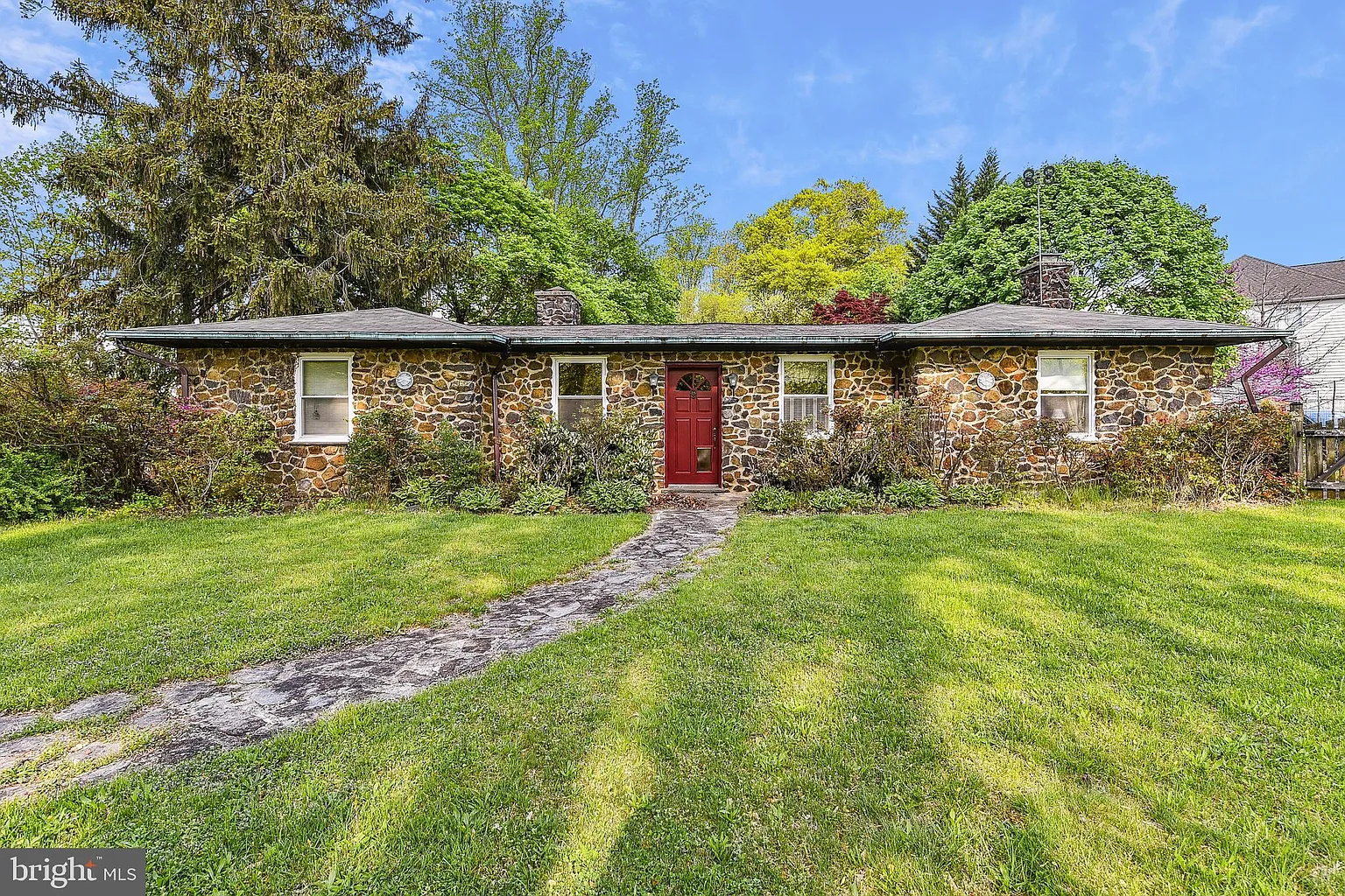2908 Mayfield Ave photo 1
