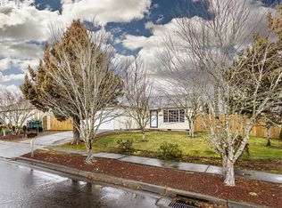 396 S Magnolia St, Cornelius, OR 97113