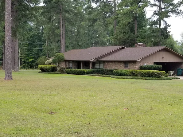 201 Chinquepin Dr, Magnolia, AR 71753