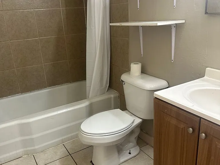 1007 Mayes Ave — Photo 17